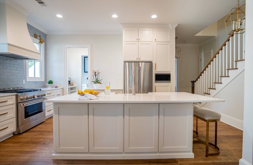 Oxford House | THE PERFECT GAME HOME! Walk to Grove or Square!