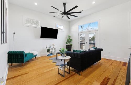 Holy Cross District House | The Royal Haus NOLA 3 Bed Beauty
