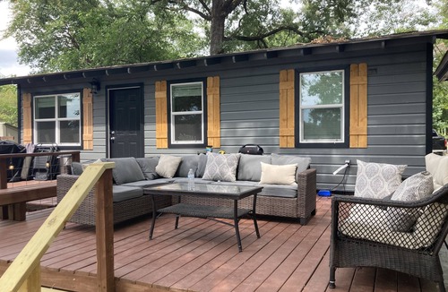 Mineola Cabin | The Serene Getaway