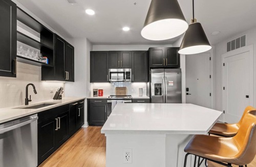 North Hyde Park Apartment | The Spacious 1BD | Close to Raymond James Stadium