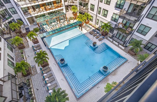 North Hyde Park Apartment | The Spacious 1BD | Close to Raymond James Stadium