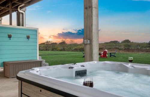 Crystal Beach House | The Star-Spangled Cottage
