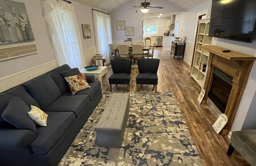 Lacombe Cottage | The Sunshine Cottage has all the comforts you need and is Kid & Pet Friendly!