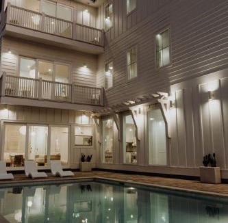 Bid-a-wee Beach Villa | The Taj Of The Gulf! Luxury Beach Mansion! Sleeps 37, private pool & hot tub, putting golf