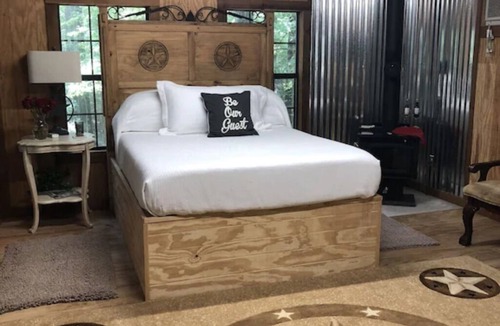 Tyler Cabin | The Tree House Cabin