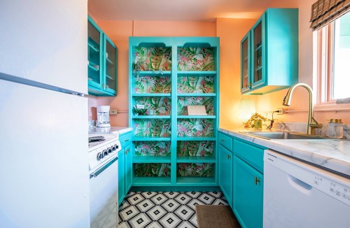 Oxford House | The Tropicana, on the Square by Velvet Ditch Villas