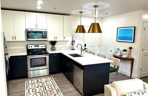 Oxford House | The Vault - Perfect Location!