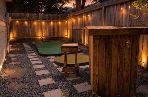 Alden Bridge House | The Woodlands 4BR Executive Retreat - EV, Baby & Pet Friendly, Near Hospitals