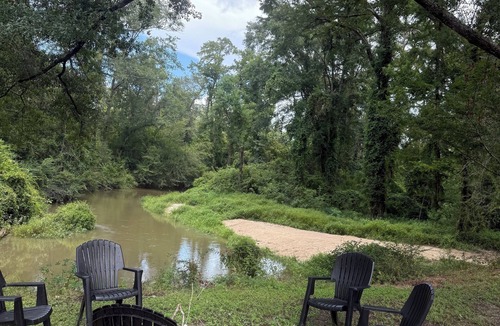 Fluker House | The Woods Camp w/waterfront view on the River! WIFI & Pet Friendly!