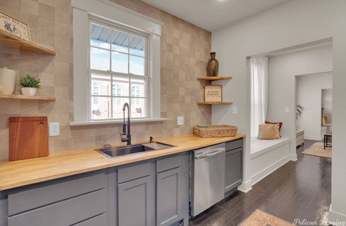 Highland Historic District House | The Work Lodge - Sleeps 12