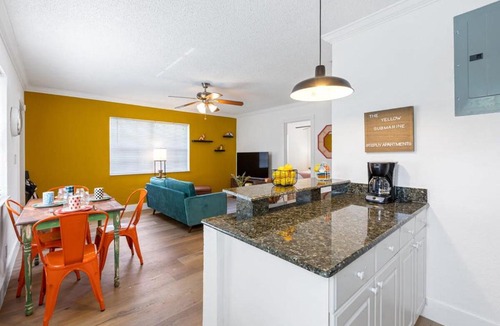 Sailboat Bend House | The Yellow Submarine @Sailboat Bend