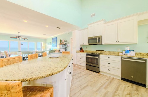 Sea Palm Village House | THIS CHARMING Island home was once featured in Parade of Homes and you'll discover why immediately!
