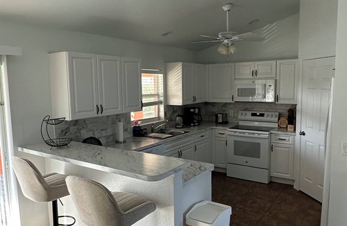 Jacarandas House | This is single family, an open floor plan home in a quiet neighborhood