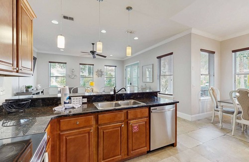 Villages of Crystal Beach House | Three-Story Home w/Washer/Dryer, Gas Grill, Central A/C, & Shared Pool, Hot Tub