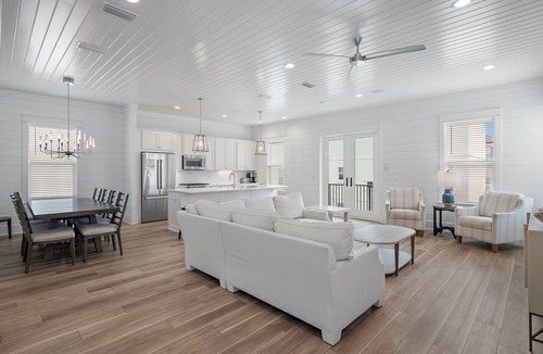 Emerald Waters Village House | Tidal Time Estate Sleeps 16 Private Pool Game Room Near Beach