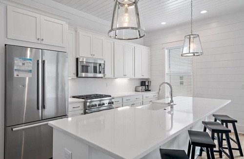 Emerald Waters Village House | Tidal Time Estate Sleeps 16 Private Pool Game Room Near Beach