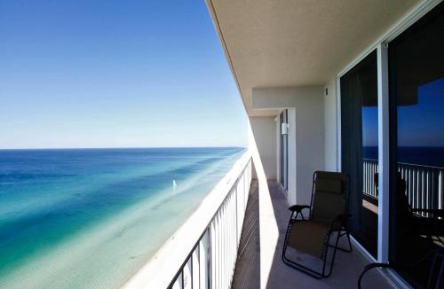 Panama City Beach Apartment | Tidewater Beach Resort by Panhandle Getaways