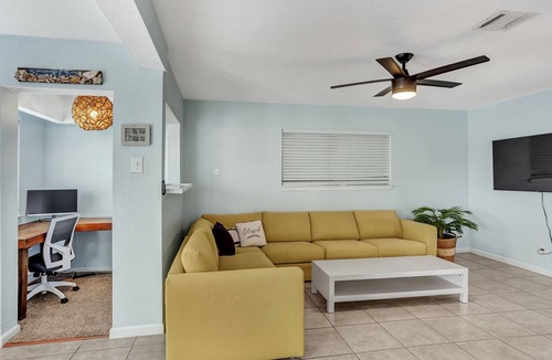 Bayou Vista House | Tiffany Blue Canal Home with Ocean Breeze