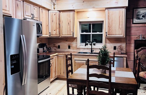 Tullahoma Cabin | Tims Ford Lake Escape - Turkey Creek Cabin #2 with Boat Access.