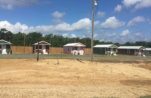 Negreet Cabin | Toledo Bend Rv Resort and Cabins