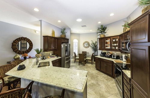 Fruitland Park House | Tommy Bahama Themed Designer Home