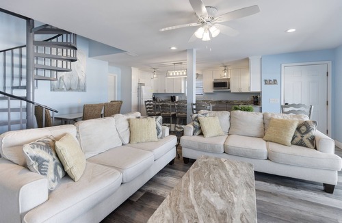 Crescent Beach House | Top Rated Home | 5 Star Reviews | Siloam Waters | 4 Bedroom Gulf-Front