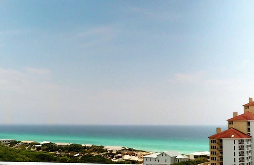 Four Mile Village Condo | Tops'l Summit 913 Great pool, hot tub, close to beach, private resort