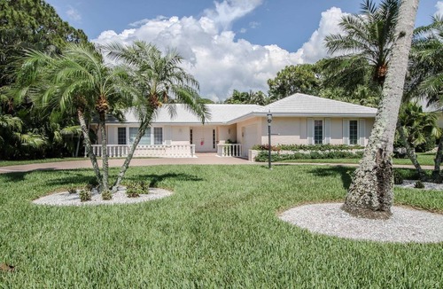 Coquina Sands House | Totally Renovated Home: Screened in Lanai w/Heated Pool & Dining-2 Blocks to Beach-Coquina Sands