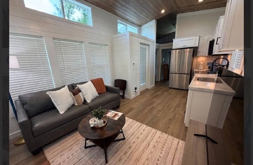 Vicksburg House | TowBoat Terrace | MS River View Retreat
