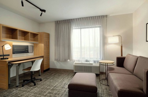 Alexandria Hotel | TownePlace Suites by Marriott Alexandria