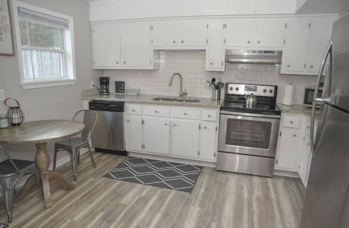 Grand Bay Apartment | Townhomes near the Bay - #4