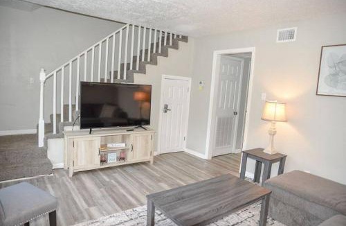 Grand Bay Apartment | Townhomes near the Bay - #4