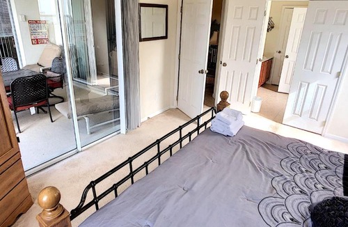 Trafalgar Village Villa | Trafalgar Village 2602