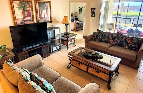 Trafalgar Village Villa | Trafalgar Village 2602