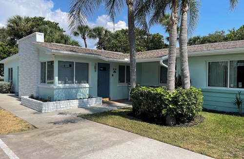 Central Beach House | Tranquil 2-bedroom bungalow with AC in charming Vero Beach steps to boardwalk