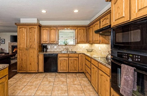 Woodway House | Tranquil 3-bedroom house with AC in charming Waco