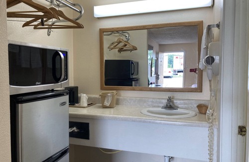 Hazen Hotel | Travel Inn Hazen