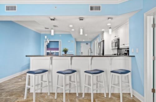 Lower Grand Lagoon Apartment | Treasure Island #1506