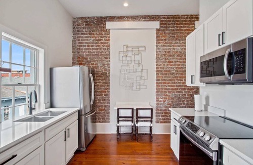 Faubourg Marigny Apartment | Trendy Marigny Apt with Balcony on Frenchmen
