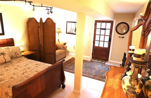 Downtown House | Tropical hideaway in Seville's historic district