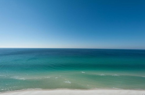 Panama City Beach Apartment | Tropical Oceanfront Condo Unit 1806