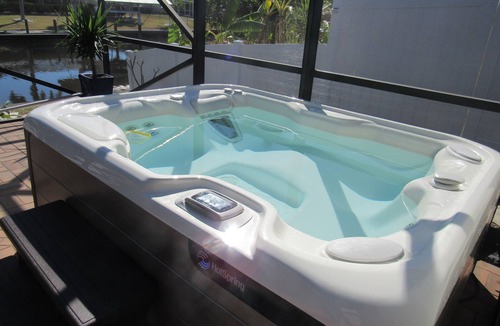 Port Charlotte House | Tropical Retreat! Hot tub, pool, Kayaks, pool table, games and Gulf access.