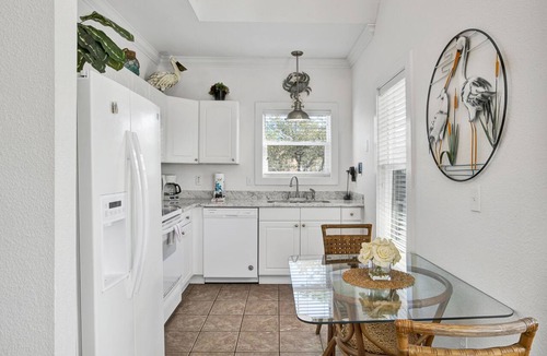 Ono Island Condo | Tropical Therapy is good for what ails you!