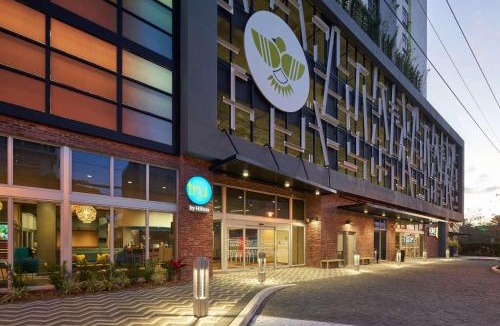 Downtown Fort Lauderdale Hotel | Tru By Hilton Fort Lauderdale Downtown-Flagler Village