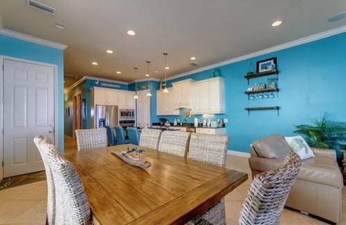 Navarre Beach House | Turtle's Nest-Gulf Front Home w/Gorgeous Furnishings. Sleeps 10