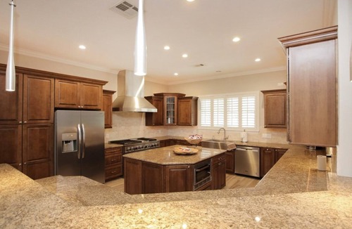 Katy House | Ultimate Upscale Sports Retreat Near Houston. 42 Comfortable Beds.