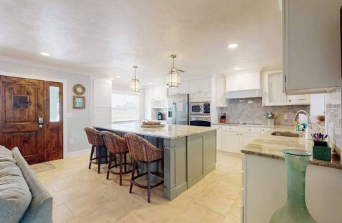 Port Charlotte House | Ultimate Waterfront Getaway with 2 Private Docks, Pool, Free Waterpark Tickets