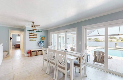 Port Charlotte House | Ultimate Waterfront Getaway with 2 Private Docks, Pool, Free Waterpark Tickets