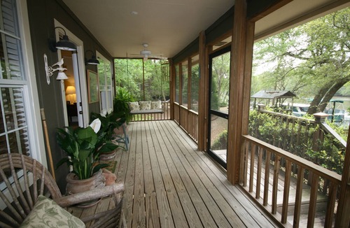 Ponce De Leon House | Unique, beautiful River Front Property w/canoeing, kayaking and wildlife viewing