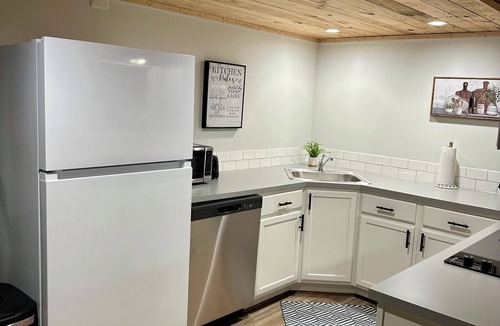 Summit Apartment | Unique Loft in town of Summit